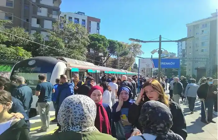 Marmaray Erenköy İstasyonu’nda Üzücü Olay: İntihar Girişimi Sonucu Bir Kişi Ağır Yaralandı