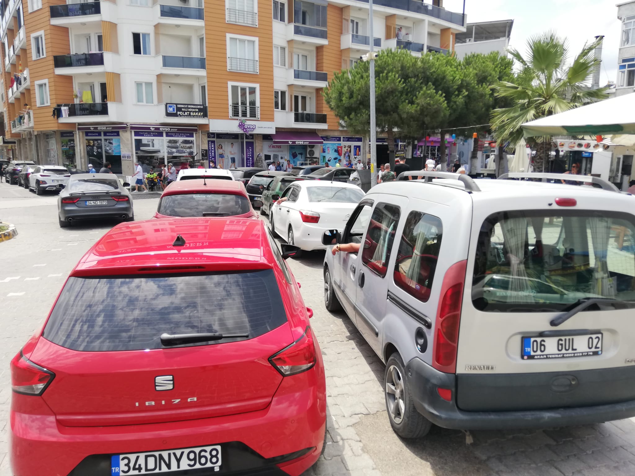 Avşa Adası’nda bayram dönüşü yoğunluğu