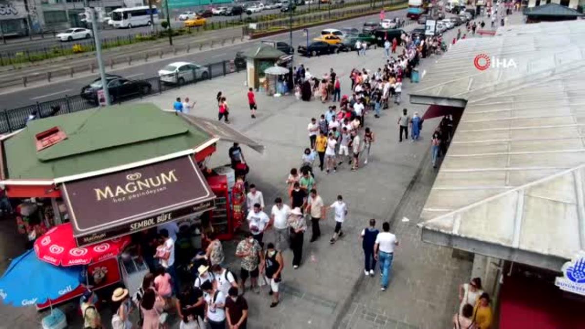 Eminönü’nde Adalar seferlerinde yoğunluk